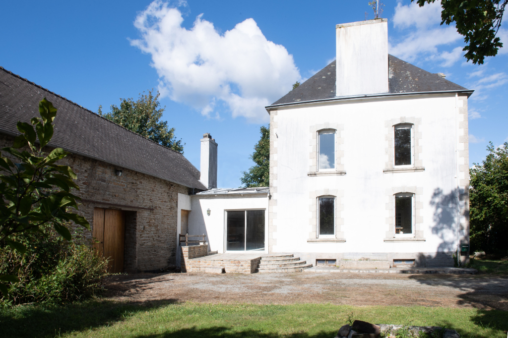 A Concarneau rare propriété de caractère à rénover