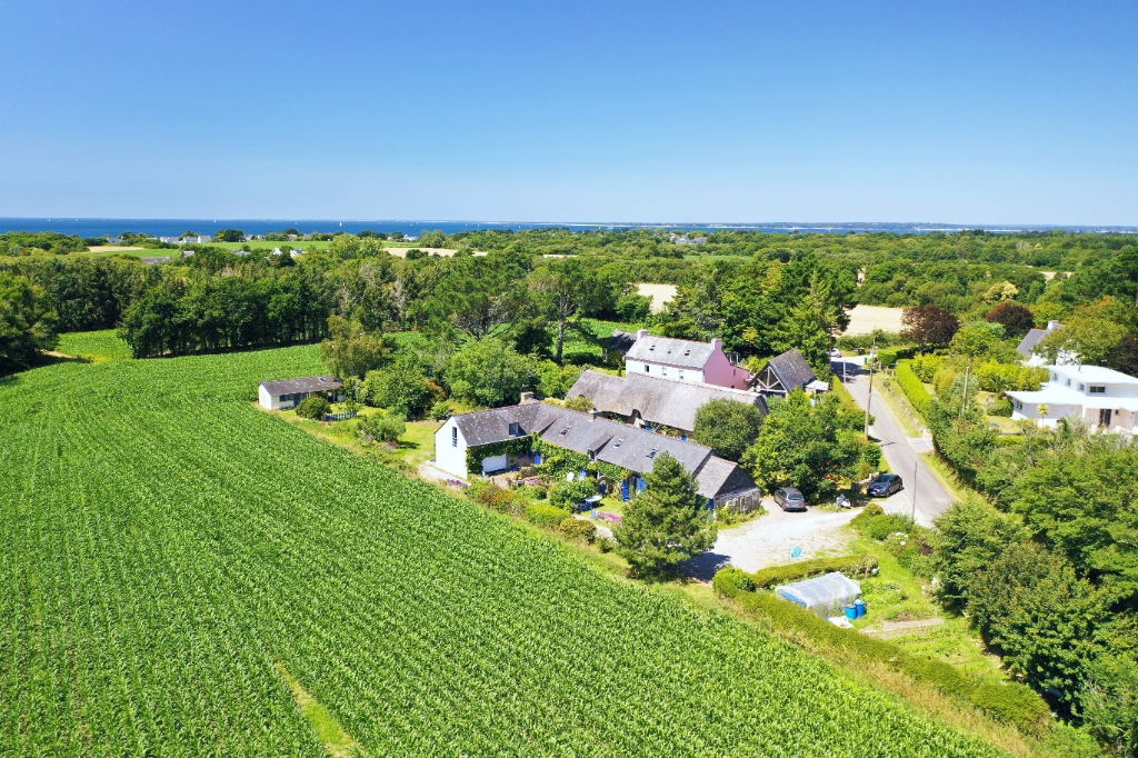 Trégunc ensemble de longère et gîtes dans un cadre cham...