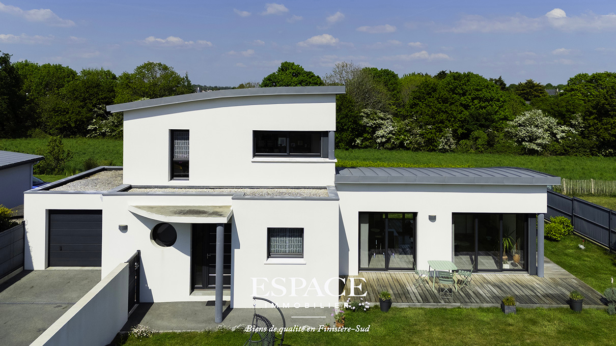 A vendre à Concarneau le Cabellou maison contemporaine à...