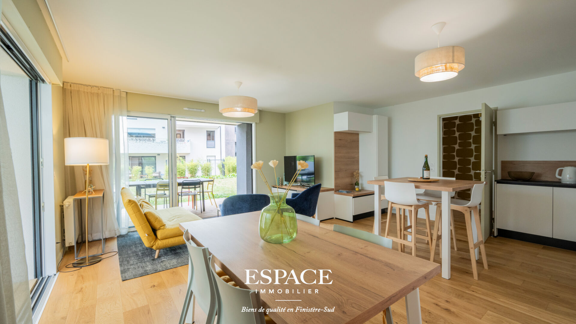 A vendre au coeur de Concarneau bel appartement trois piè...